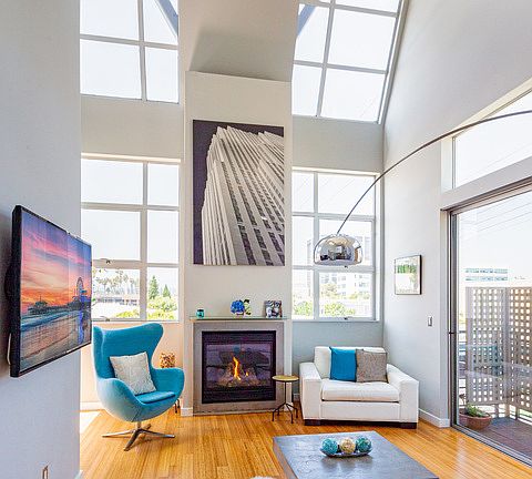 2nd image of 1912 Broadway APT 305