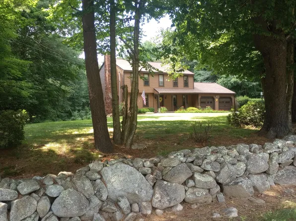 8 Powder House Road, Sandown, NH 03873