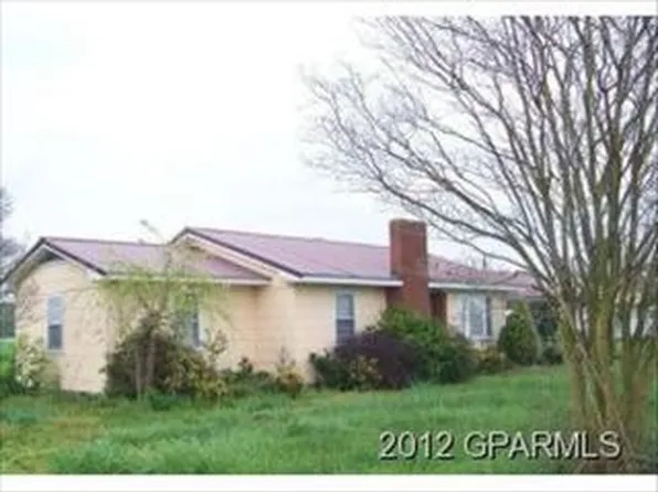 1912 Pike Rd, Pantego, NC 27860