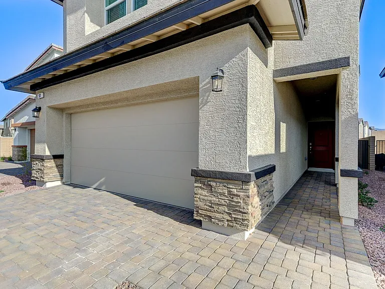 501 Red Lovebird Ave — Photo 4