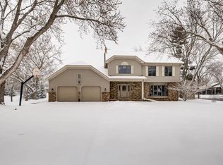 1619 Laurel Ave, Hudson, WI 54016