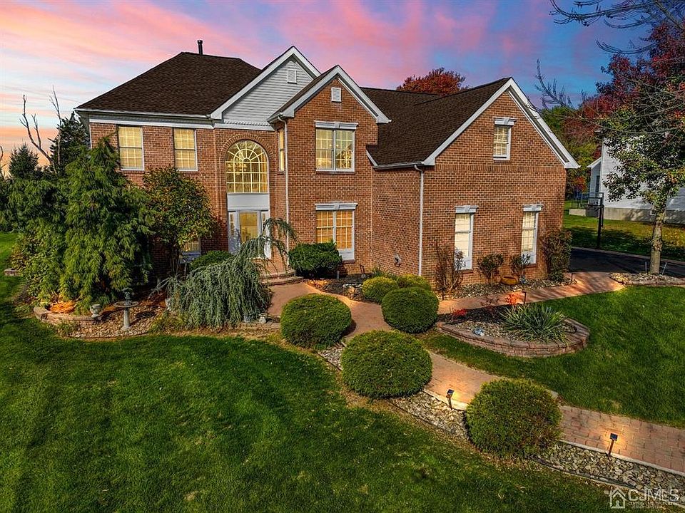10 Saddle Ct, Monroe Township, NJ 08831 Zillow