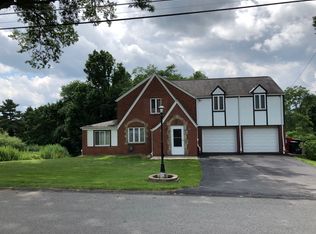 135 Crescent Hills Rd, Pittsburgh, PA 15235