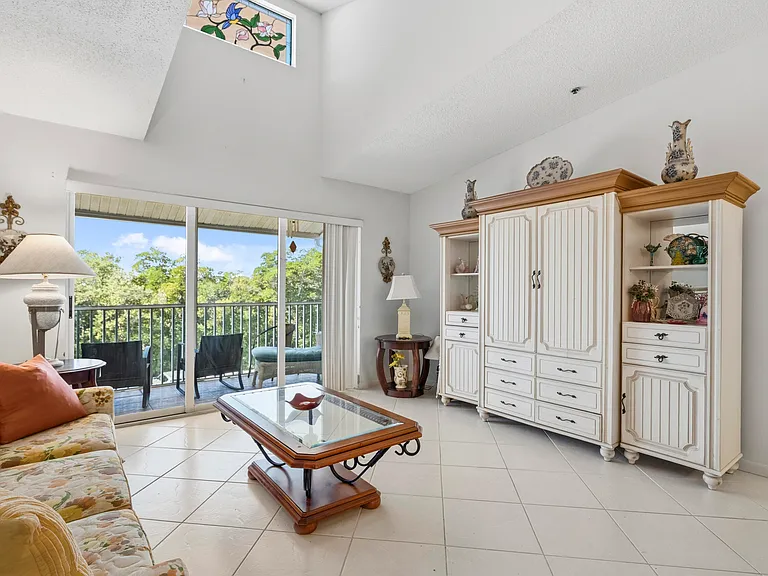 4452 NE Ocean Blvd #C3 — Photo 6