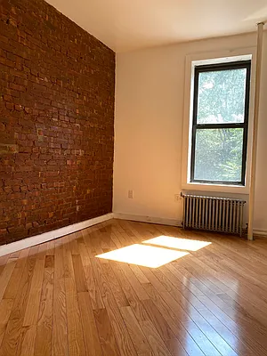 Rented by The Brokerage Group LLC | media 15