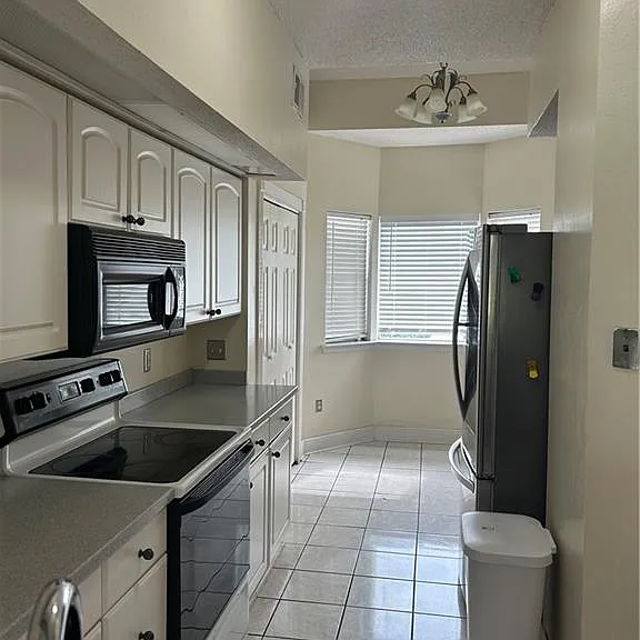 81 Lake Lynn Dr — Photo 5