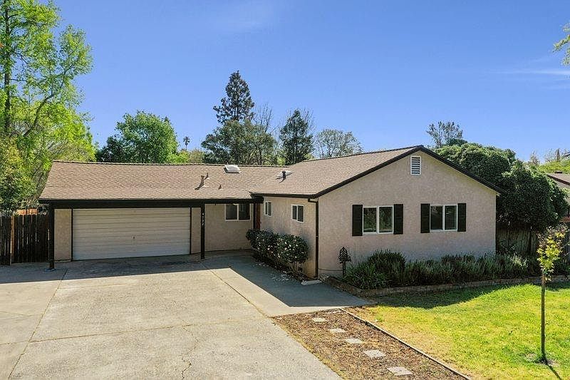 1st image of 4732 Amelia Dr