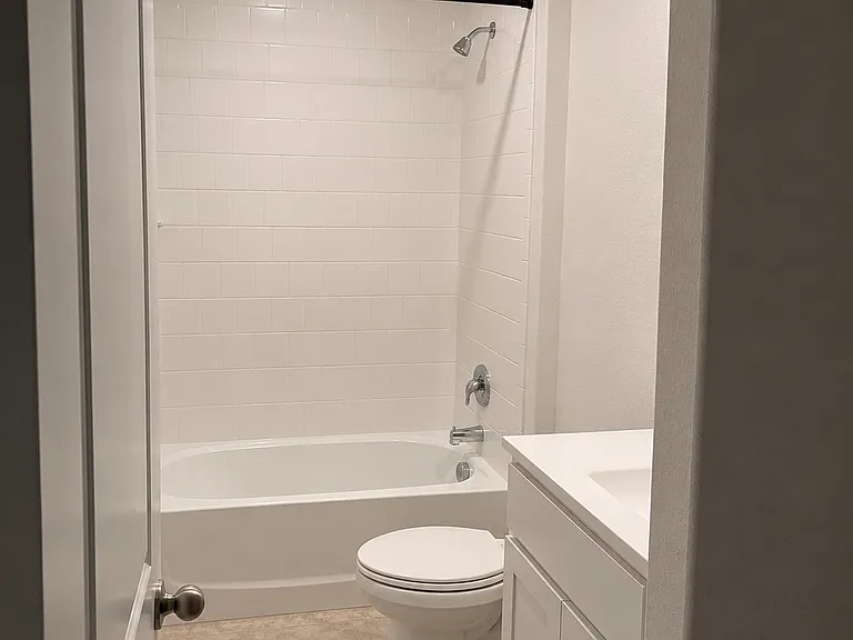 9508 Doverglen Dr — Photo 12