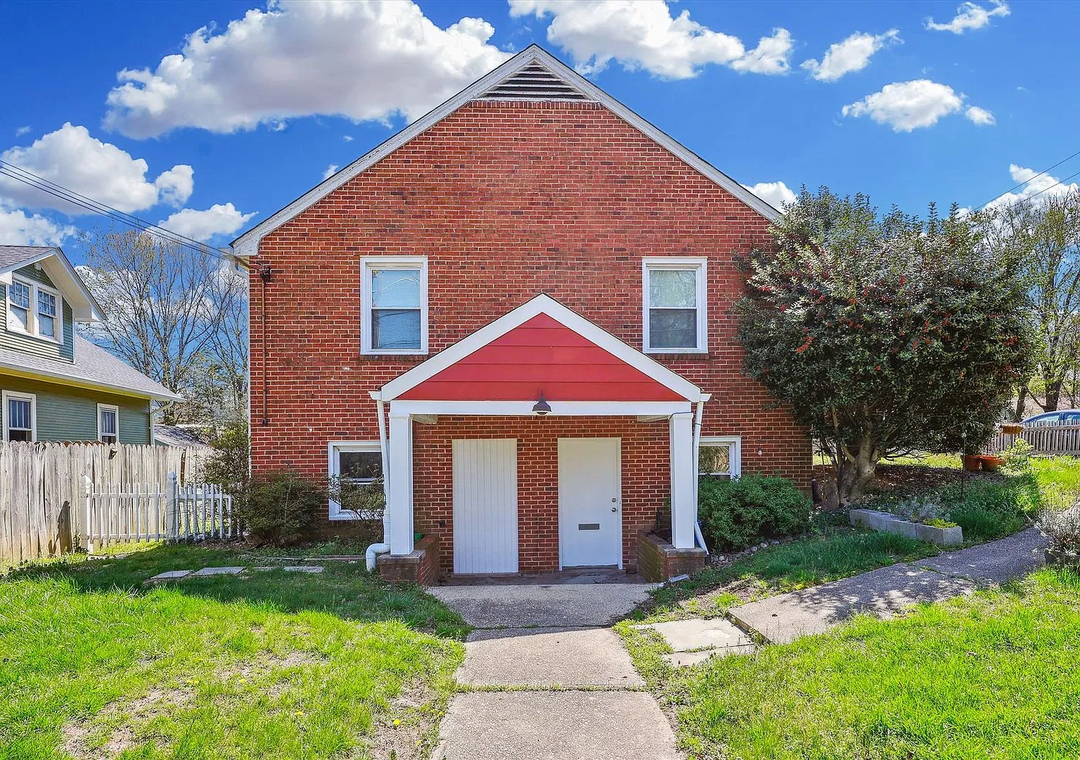 7717 Carroll Ave — Photo 1
