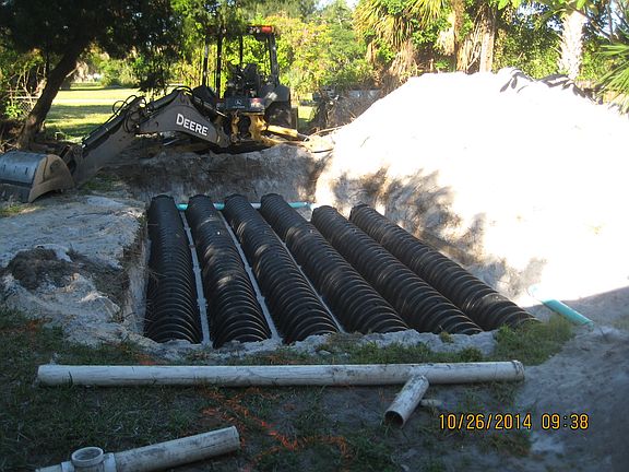 5th image of 1112 NE Glass Dr