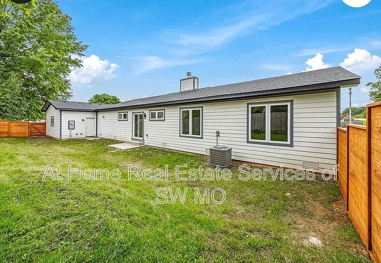 3481 W Moark St — Photo 14