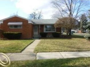 9075 Seminole, Redford, MI 48239