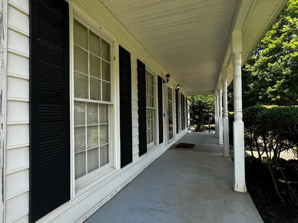 571 Exam Ct, Lawrenceville, GA 30044
