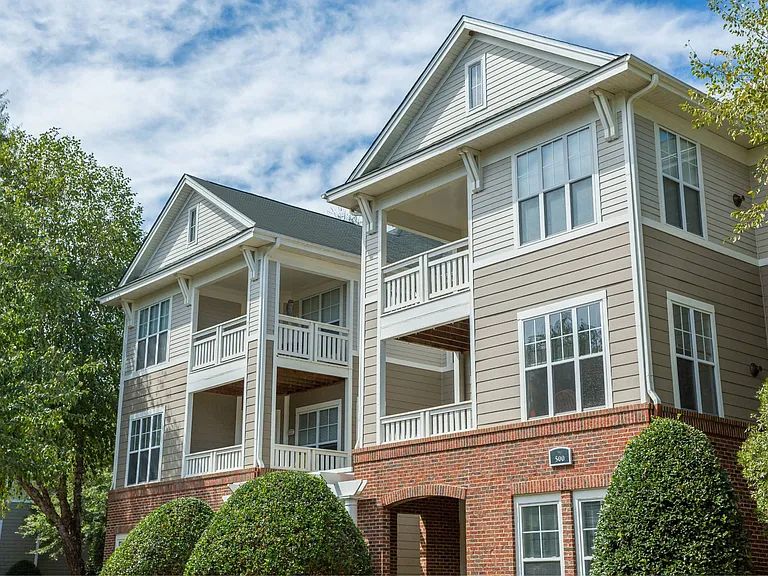 Brookberry Park Apartments — Photo 42