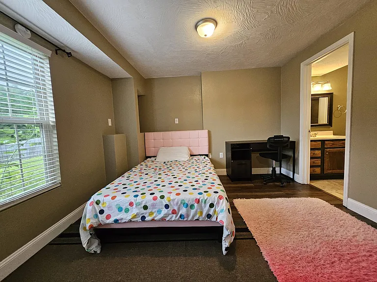 15630 Top Dr — Photo 9