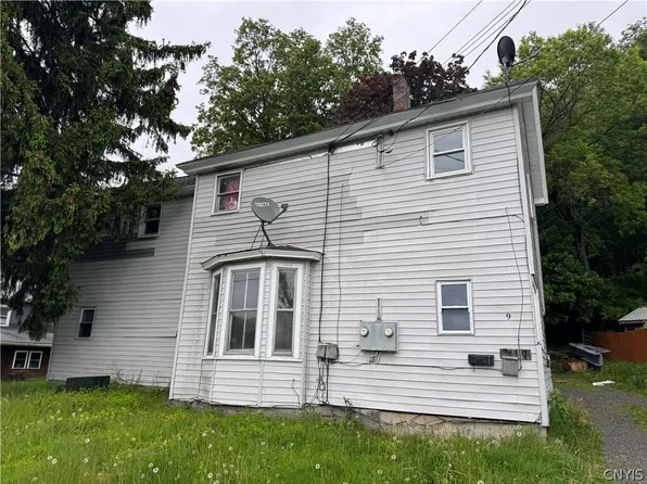 9 Green St, Mohawk, NY 13407