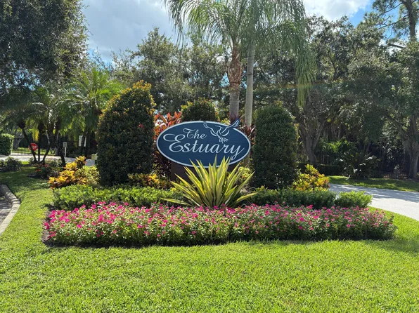 2061 NW 21st Ter Unit 102, Stuart, FL 34994