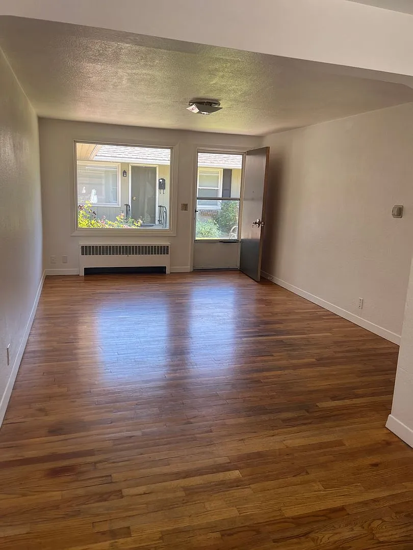 1 bed, 1.0 bath, 700 sqft, $1,450 — Photo 4
