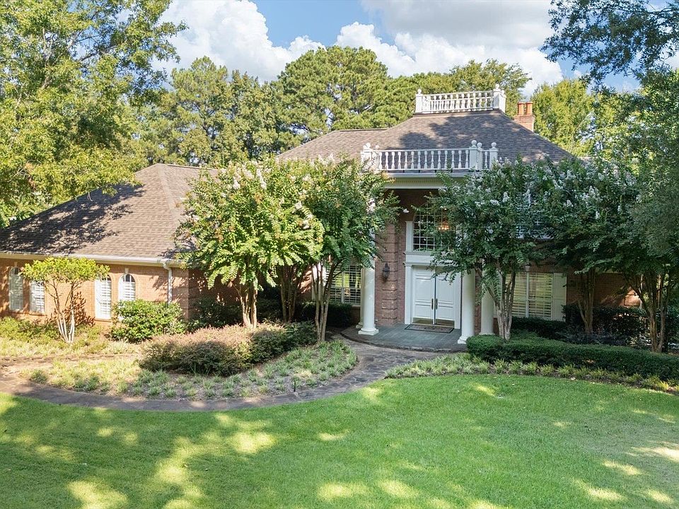 1st image of 4 Waterchase Ct
