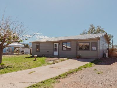 10 Alicia Dr, La Luz, NM, 88337