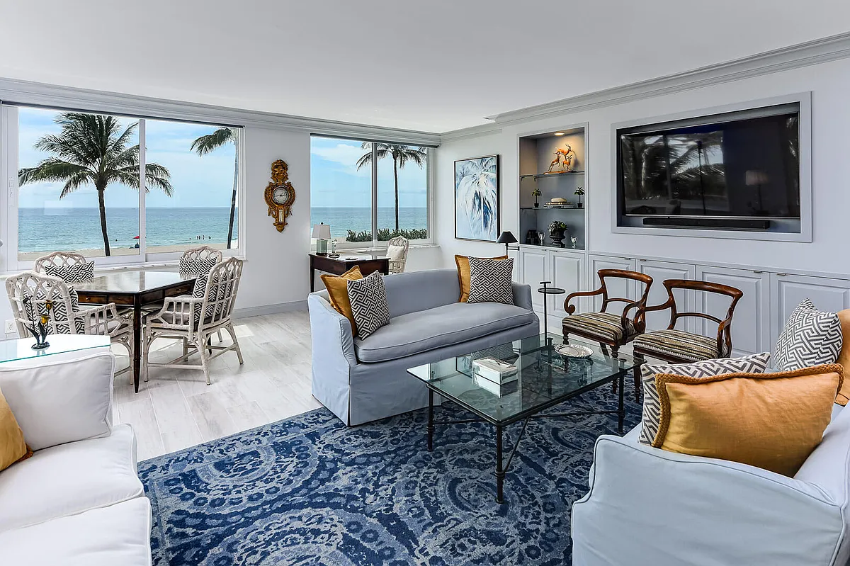 Building Photo - 340 S Ocean Blvd #2B