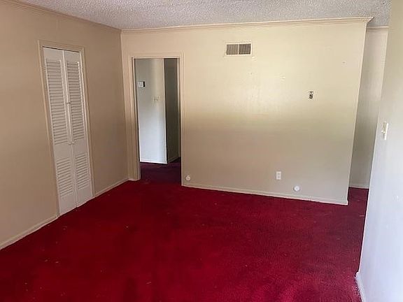 3rd image of 4003 Argonne St