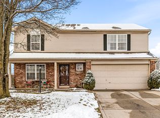 342 Brixton Woods Dr E, Pittsboro, IN