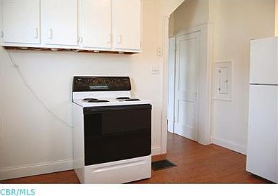 5th image of 250-252 E Jenkins Ave