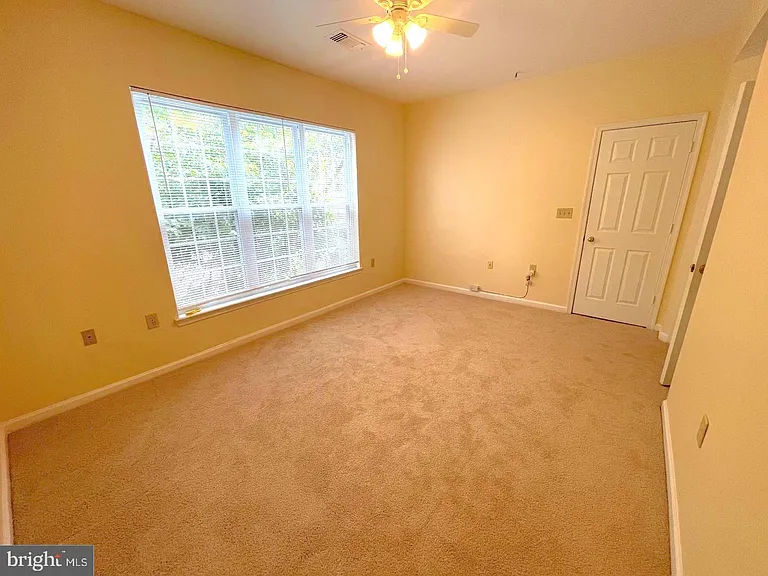 2203 Westcourt Ln #202 — Photo 6