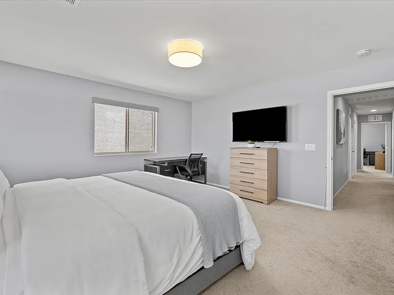 8524 Blazing Desert Ave — Photo 18
