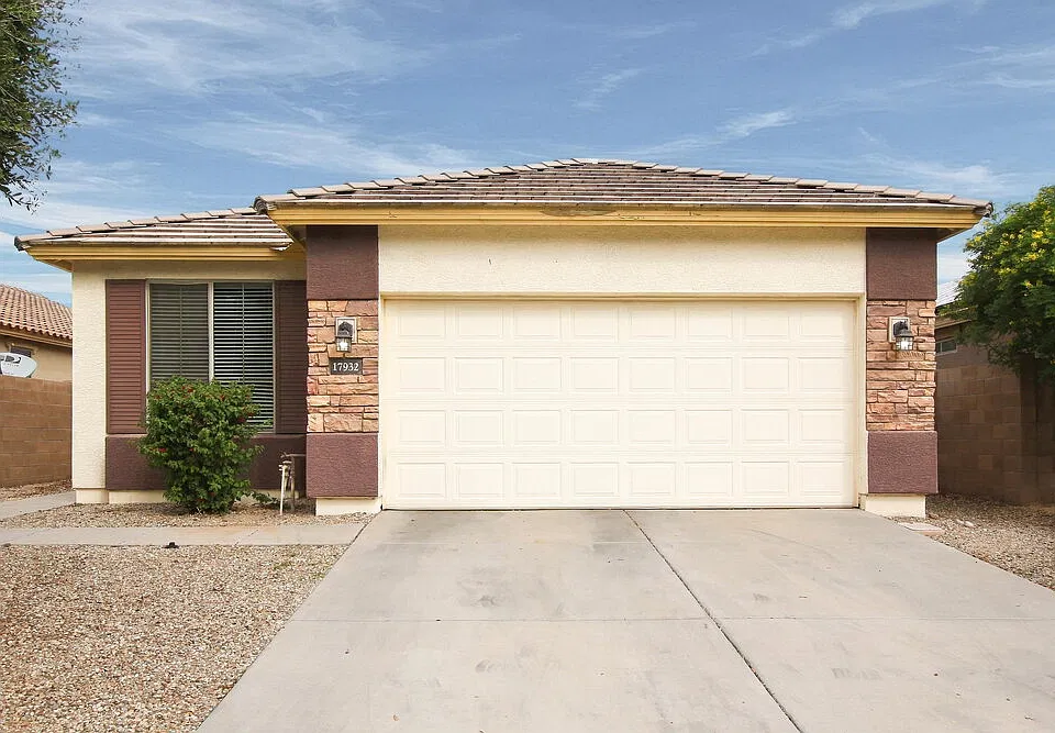 17932 W Vogel Ave