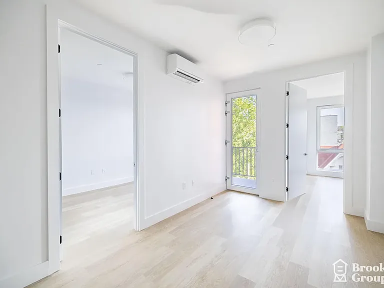 3308 Glenwood Rd #25 — Photo 5
