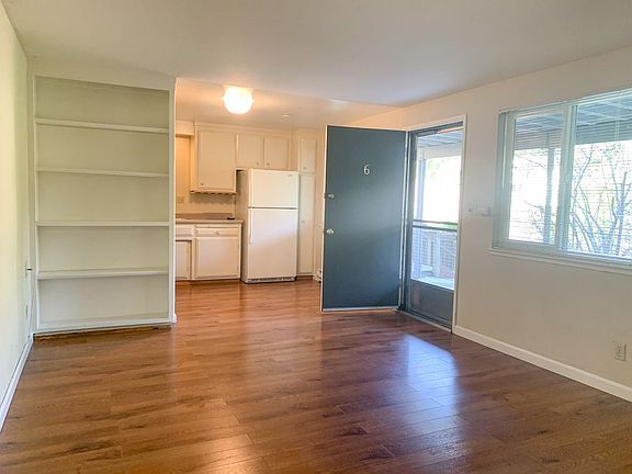 3rd image of 67 Fairview Plz APT 6