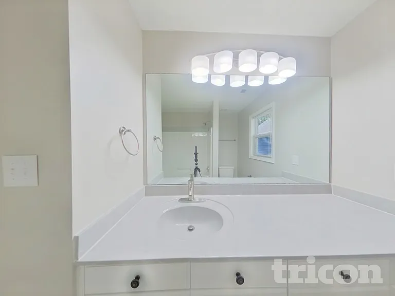 4407 Gladwood Ln — Photo 14