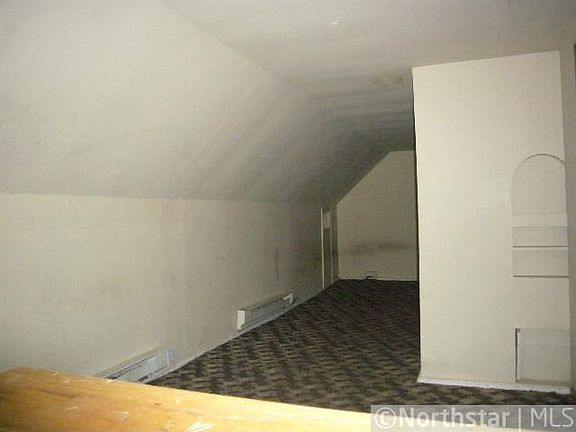 4th image of 3006 Thomas Ave N