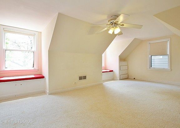 5th image of 5709 N Northcott Ave