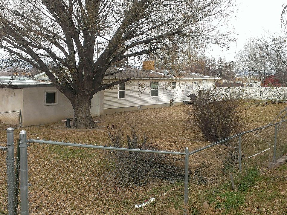 2nd image of 914 Crawford Ave