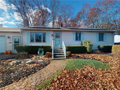 125 Revere Ave, West Warwick, RI, 02893