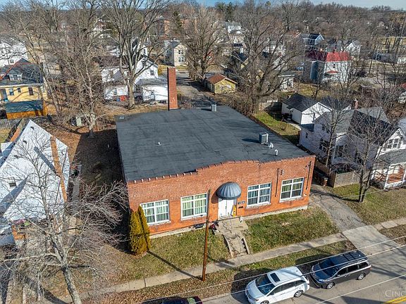 2nd image of 1514 Kinney Ave #1