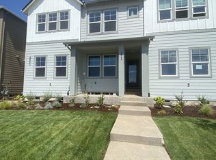 8049 SE Kinnaman St, Hillsboro, OR 97123