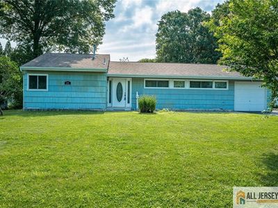 26 Kendall Rd, Kendall Park, NJ, 08824
