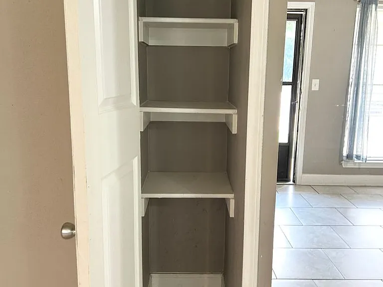733 SW Sunnybrook Dr — Photo 9