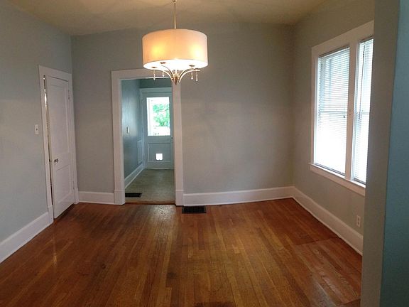 5th image of 608 Columbia Ave