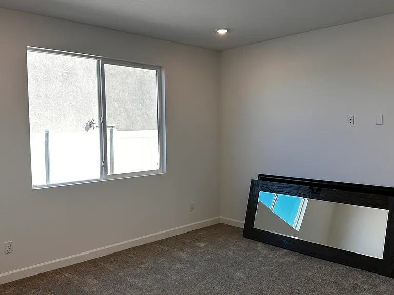 279 Paxton Way — Photo 8