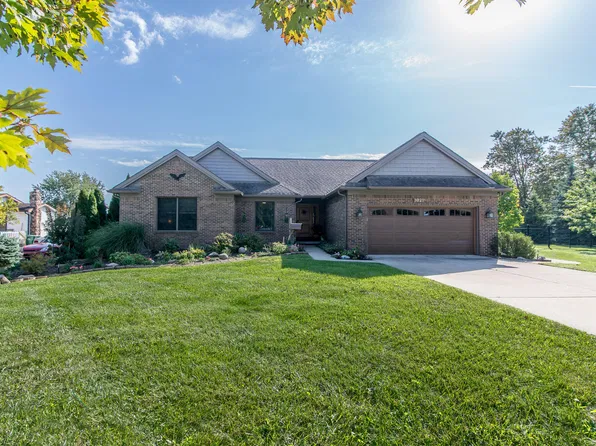 30211 Beechwood St, Garden City, MI 48135