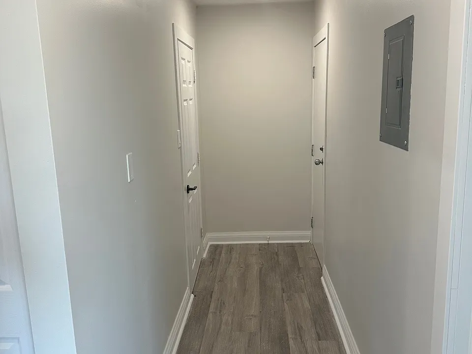 24 Gale Cres #3