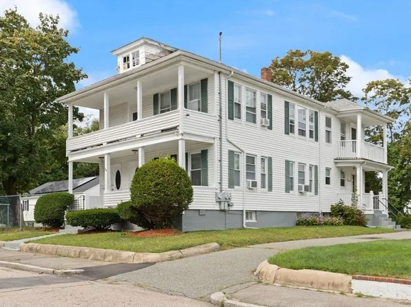 39 Upland Rd, Brockton, MA 02301