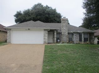 1512 Willow Park Dr, Fort Worth, TX 76134