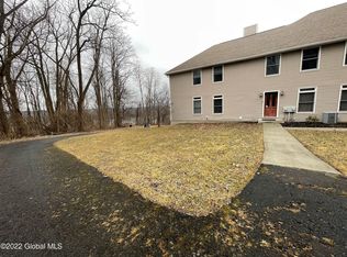 11 Park Way #2, Castleton On Hudson, NY 12033