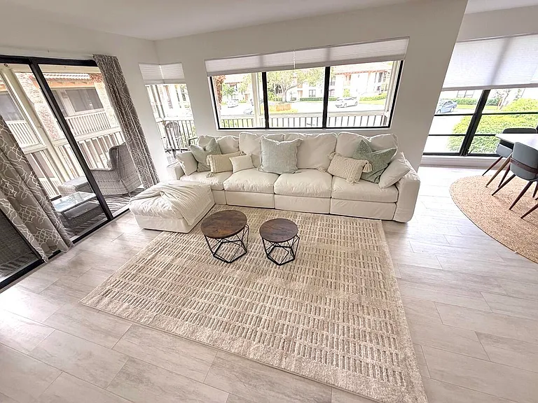 616 Brackenwood Cv #616 — Photo 4